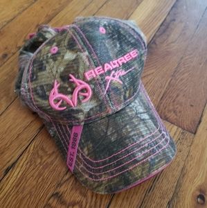 Women's Realtree adjustable cap